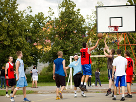 Recenzie, realitná kancelária HALO reality - NONSTOP basketbal 2013 v Nedožeroch-Brezanoch