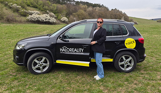 Tretí reklamný polep v Senici