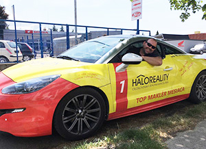 Recenzie, realitná kancelária HALO reality - Auto pre najlepšieho makléra jún