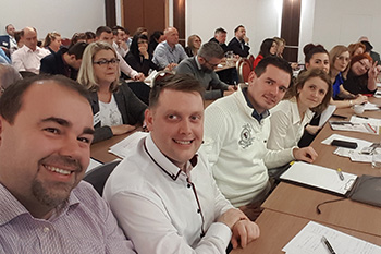 Recenzie, realitná kancelária HALO reality - Zúčastnili sme sa odbornej realitnej konferencii