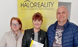 Spokojní klienti HALO reality | Spokojnosť s maklérom z Nových Zámkov