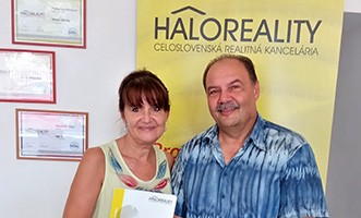 Spokojní klienti HALO reality | Spokojnosť s maklérom z Komárna
