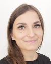 Recenzie, realitná kancelária HALO reality - Spokojnosť s maklérom: Patakiová Veronika