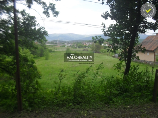Predaj, pozemok pre rodinný dom   2466 m2 Nováky