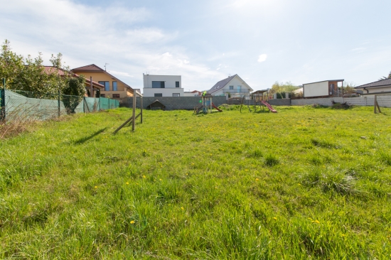 Predaj, pozemok pre rodinný dom   556 m2 Stupava - EXKLUZÍVNE HALO REALITY
