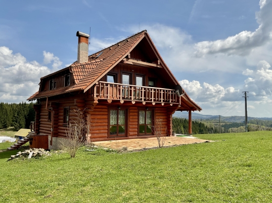 Predaj, rodinný dom Hriňová, Snohy, ZRUB - EXKLUZÍVNE HALO REALITY