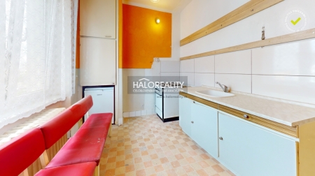 Predaj, trojizbový byt Lučenec, centrum - EXKLUZÍVNE HALO REALITY