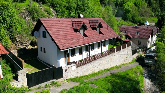 Predaj, rodinný dom Sklené Teplice - EXKLUZÍVNE HALO REALITY