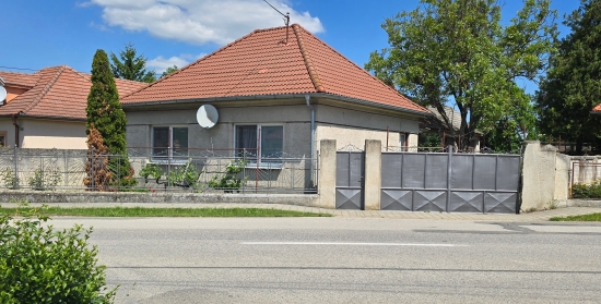 Predaj, rodinný dom Váhovce - EXKLUZÍVNE HALO REALITY