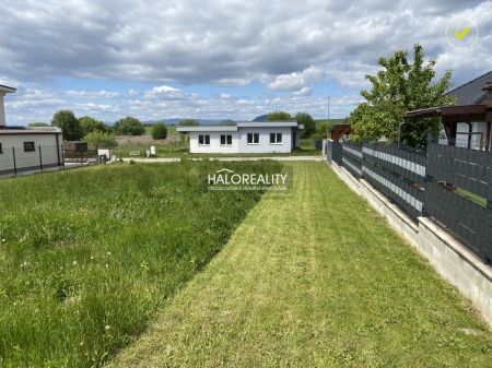 Predaj, pozemok pre rodinný dom   786 m2 Dulova Ves - EXKLUZÍVNE HALO REALITY