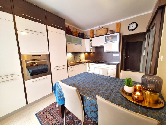 Predaj, štvorizbový byt Bratislava Karlova Ves, Dlhé diely