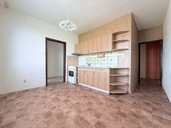 Predaj, trojizbový byt Partizánske, Šípok, + polizba, loggia, pivnica