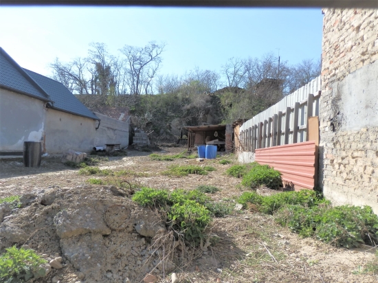 Predaj, pozemok pre rodinný dom   1101 m2 Ratkovce - EXKLUZÍVNE HALO REALITY