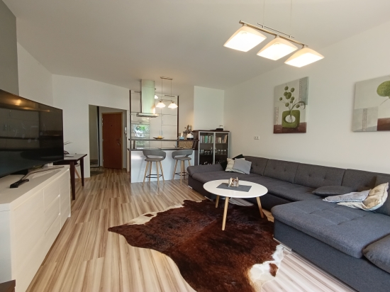 Prenájom, dvojizbový byt Bratislava Nové Mesto, Koliba, Na pažiti