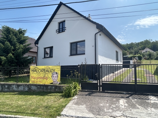 Predaj, rodinný dom Prievidza - EXKLUZÍVNE HALO REALITY