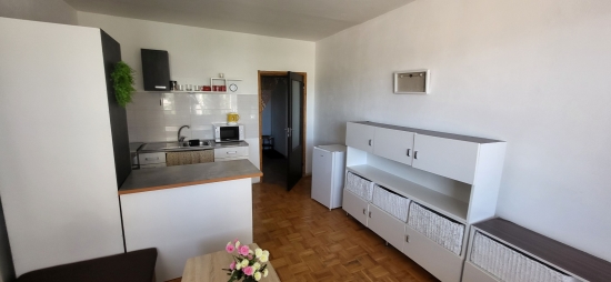 Prenájom, garsónka Žiar nad Hronom, pri plavárni