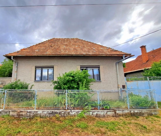 Predaj, rodinný dom Zvolenská Slatina, s krásnou záhradou  - EXKLUZÍVNE HALO REALITY