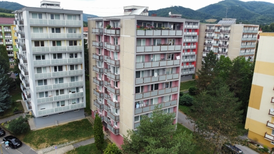 Predaj, trojizbový byt Hnúšťa, Nábrežie Rimavy - EXKLUZÍVNE HALO REALITY