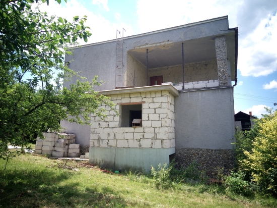 Predaj, rodinný dom Dlžín - EXKLUZÍVNE HALO REALITY