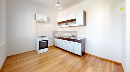 Predaj, trojizbový byt Lučenec, Opatová - EXKLUZÍVNE HALO REALITY