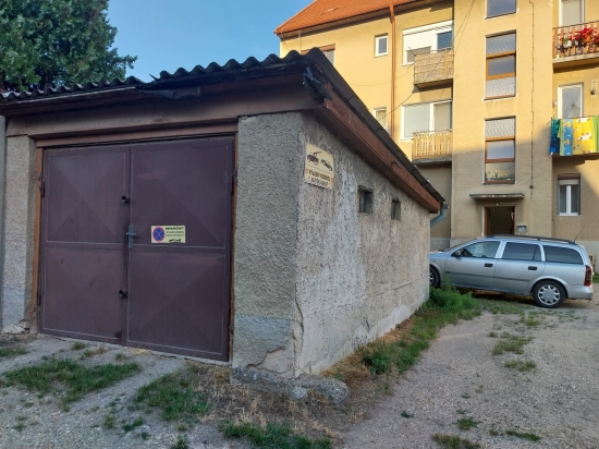 Predaj, garáž Komárno - EXKLUZÍVNE HALO REALITY