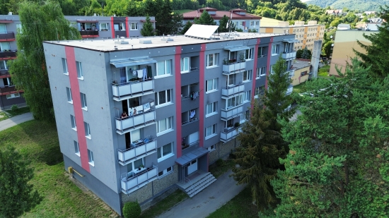 Predaj, štvorizbový byt Hnúšťa, Vladimíra Clementisa - EXKLUZÍVNE HALO REALITY