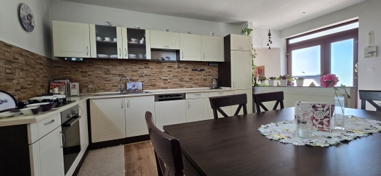 Predaj, zariadený štvorizbový rodinný dom Tomášikovo