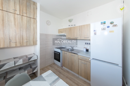 Predaj, jednoizbový byt Bratislava Dúbravka, Hanulova - EXKLUZÍVNE HALO REALIT...