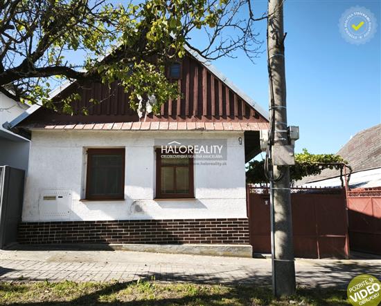 Predaj, rodinný dom Prievaly - EXKLUZÍVNE HALO REALITY