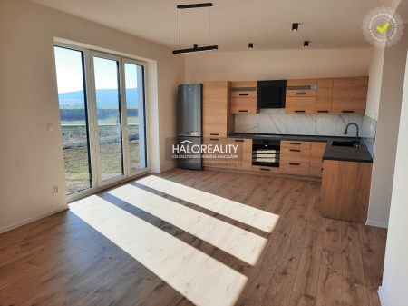 Predaj, rodinný dom Svinia, v novej štvrti na kopci - NOVOSTAVBA