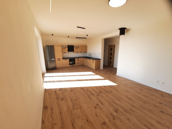 Predaj, rodinný dom Svinia, v novej štvrti na kopci - NOVOSTAVBA