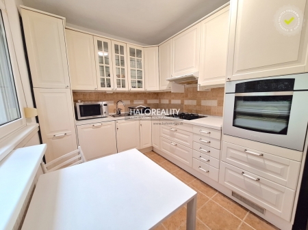 Predaj, dvojizbový byt Bratislava Dúbravka, Považanova ulica