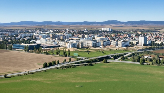 Predaj, pozemok   9208 m2 Trnava,  - INVESTIČNÁ PONUKA - EXKLUZÍVNE HALO REALITY