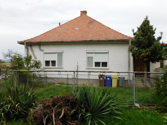 Predaj, rodinný dom Čermany, Výhradná zmluva