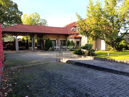 Predaj, rodinný dom Podhradie - EXKLUZÍVNE HALO REALITY
