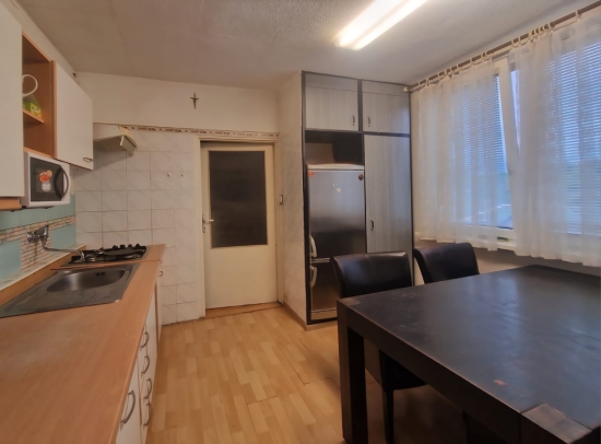 Predaj, trojizbový byt Bánovce nad Bebravou, Malé Chlievany - EXKLUZÍVNE HALO REALITY