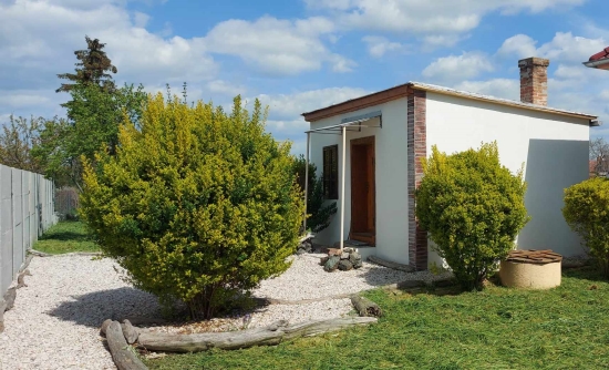 Predaj, pozemok pre rodinný dom   613 m2 Váhovce