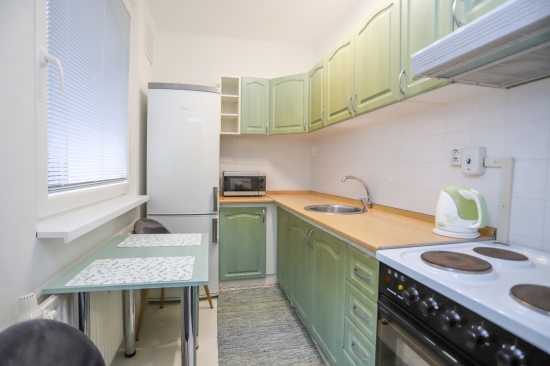 Prenájom, jednoizbový byt Považská Bystrica, Rozkvet - EXKLUZÍVNE HALO REALITY