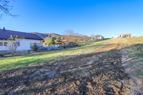 Predaj, pozemok pre rodinný dom 1061 m2 Veľká Čierna - EXKLUZÍVNE HALO REALITY