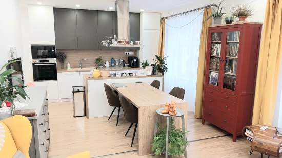 Predaj, trojizbový byt Komárno