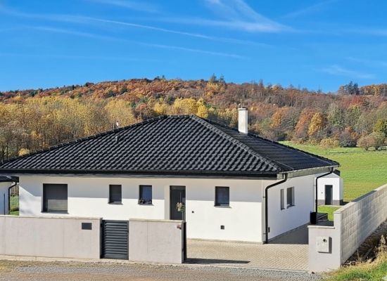 Predaj, rodinný dom Zvolen, novostavba bungalov - Lukové - NOVOSTAVBA - EXKLUZÍVNE HALO REALITY