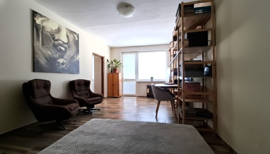 Predaj, jednoizbový byt Trnava, 42 m2, s dvomi lodžiami - EXKLUZÍVNE HALO REALITY