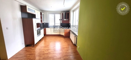 Prenájom, trojizbový byt Žiar nad Hronom, M.R.Štefánika