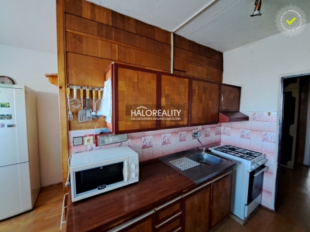 Predaj, trojizbový byt Zvolen, Lipovec, J. Poničana - ZNÍŽENÁ CENA - EXKLUZÍVN...