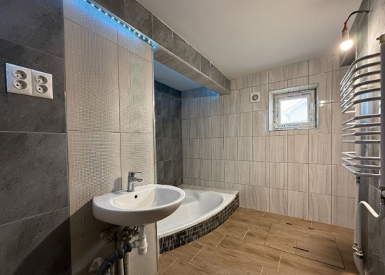 Predaj, rodinný dom Chynorany