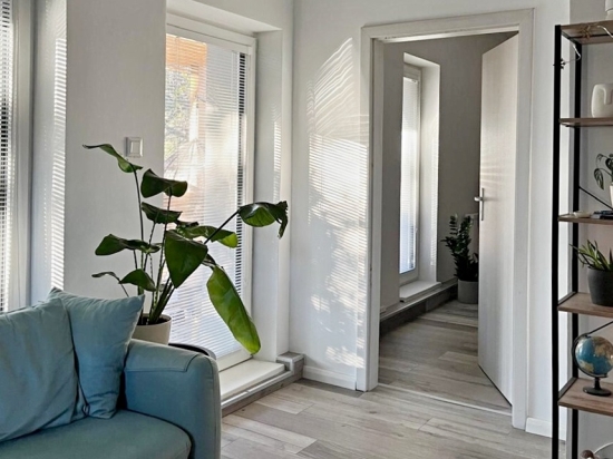 Predaj, štvorizbový byt Bratislava Vrakuňa, byt v RD, terasa, záhrada