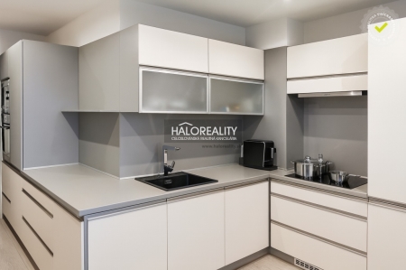 Predaj, trojizbový byt Nové Mesto nad Váhom