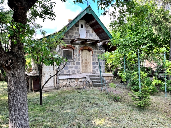 Predaj, záhradná chata Levice, pekný záhradný dom s veľkým potenciálom - EXKLUZÍVNE HALO REALITY