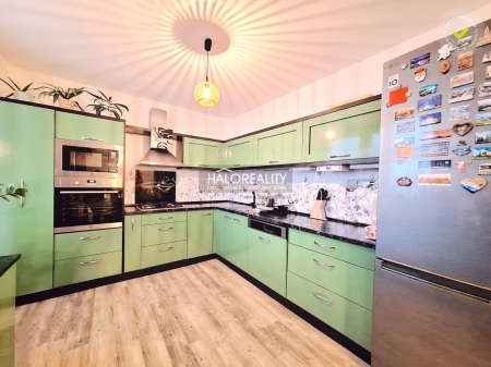 Predaj, štvorizbový byt Pezinok