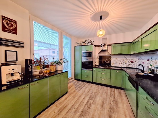 Predaj, štvorizbový byt Pezinok